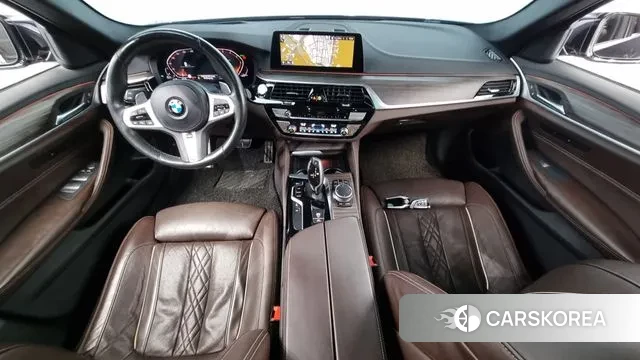 BMW 5 Series (G30) id 3258948 из Кореи 17