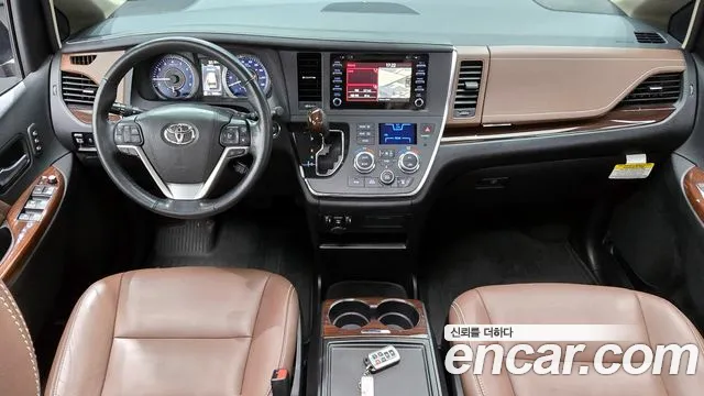 Toyota Sienna id 2818921 из Кореи 17