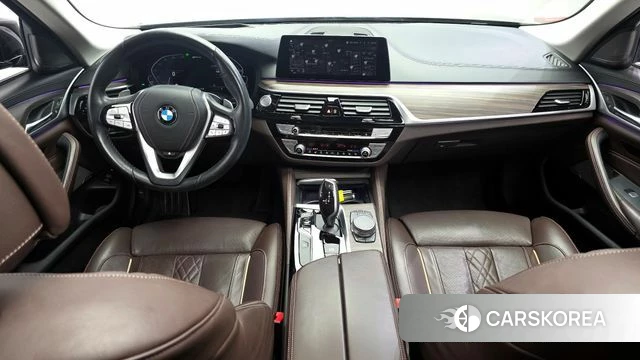 BMW 5 Series (G30) id 3879225 из Кореи 17