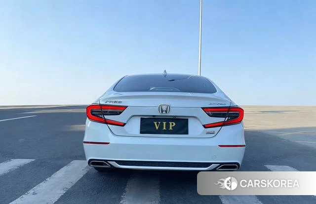 Honda Accord id 4241469 из Китая 7