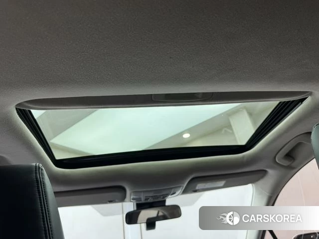 Toyota Corolla id 4263225 из Китая 16
