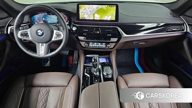 BMW 5 Series (G30) id 4292667 из Кореи 29