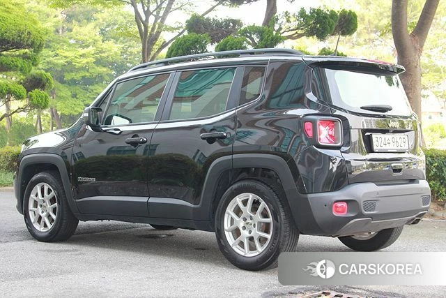 Jeep Renegade id 4654770 из Кореи 12