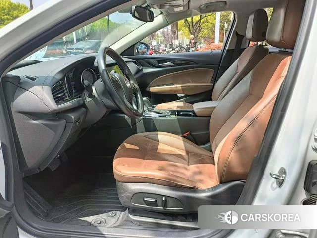 Buick Regal id 4241081 из Китая 7