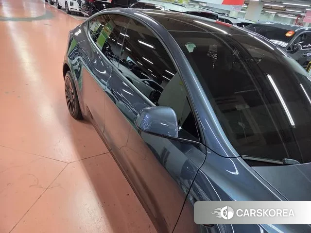 Tesla Model Y id 3011915 из Кореи 7