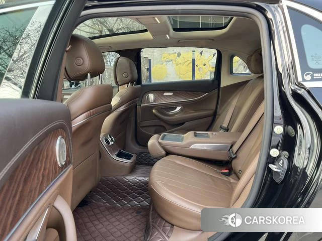 Mercedes-Benz E-class id 4263748 из Китая 7