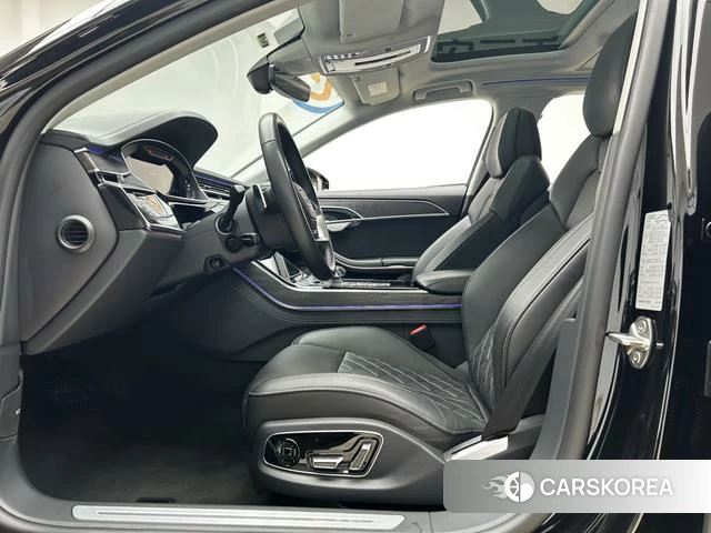 Audi A8 id 4265930 из Китая 20