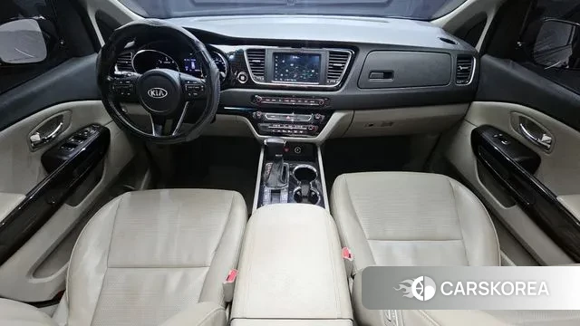 Kia The New Carnival id 3598943 из Кореи 17