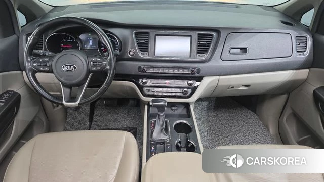 Kia The New Carnival id 4225437 из Кореи 17