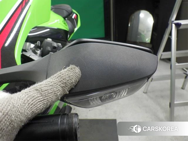 Kawasaki ZX-10R NINJA ABS id 3947016 из Японии 29