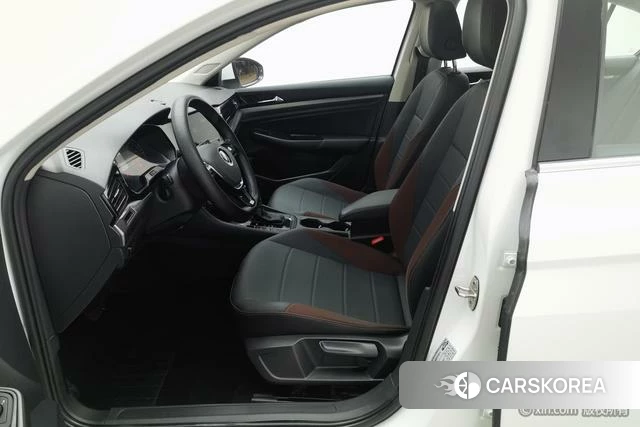 Volkswagen Bora id 4272503 из Китая 21