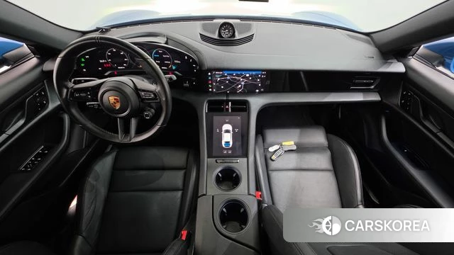 Porsche Taycan id 4872473 из Кореи 37