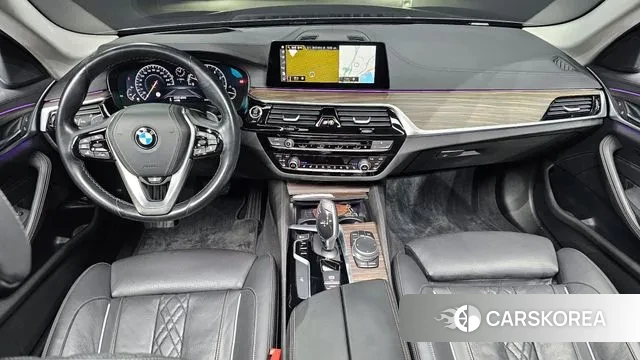 BMW 5 Series (G30) id 3307920 из Кореи 17