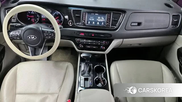 Kia The New Carnival id 3557840 из Кореи 17