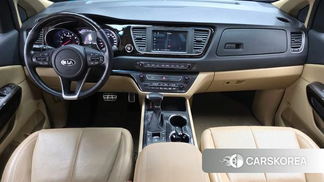 Kia The New Carnival id 3936731 из Кореи 17