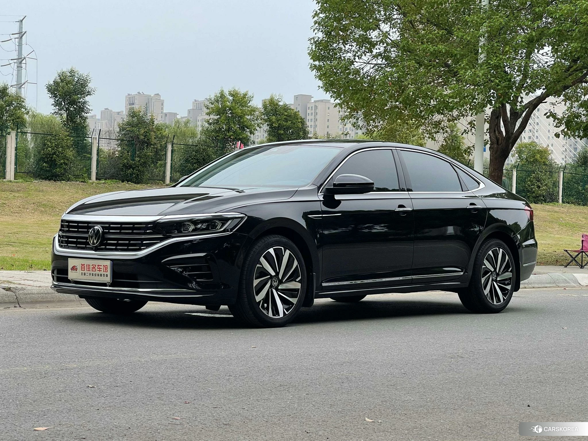 Volkswagen Passat id 4492872 из Китая 17