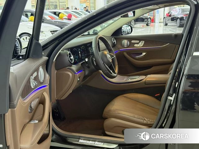 Mercedes-Benz E-class id 4335817 из Китая 15