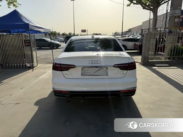 Audi A4L id 4301038 из Китая 7