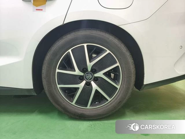 BYD Qin L DM id 4210421 из Китая 17