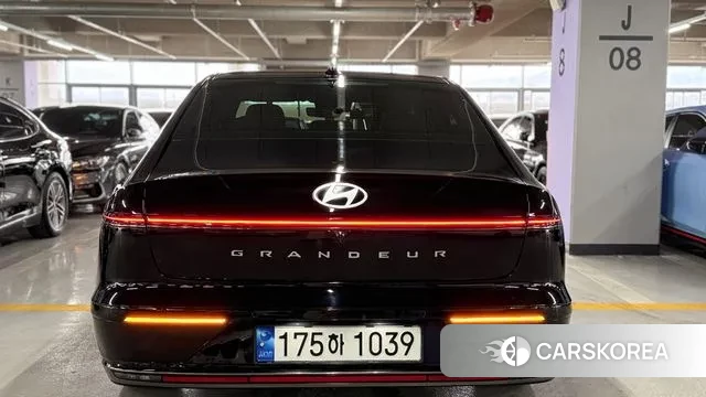 Hyundai Grandeur (GN7) id 3726416 из Кореи 17