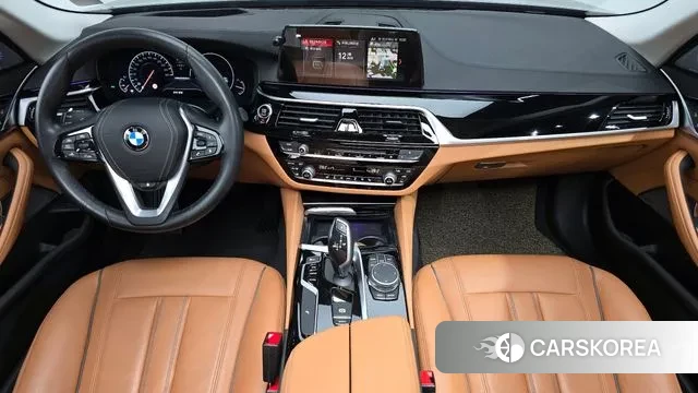 BMW 5 Series (G30) id 3687284 из Кореи 17