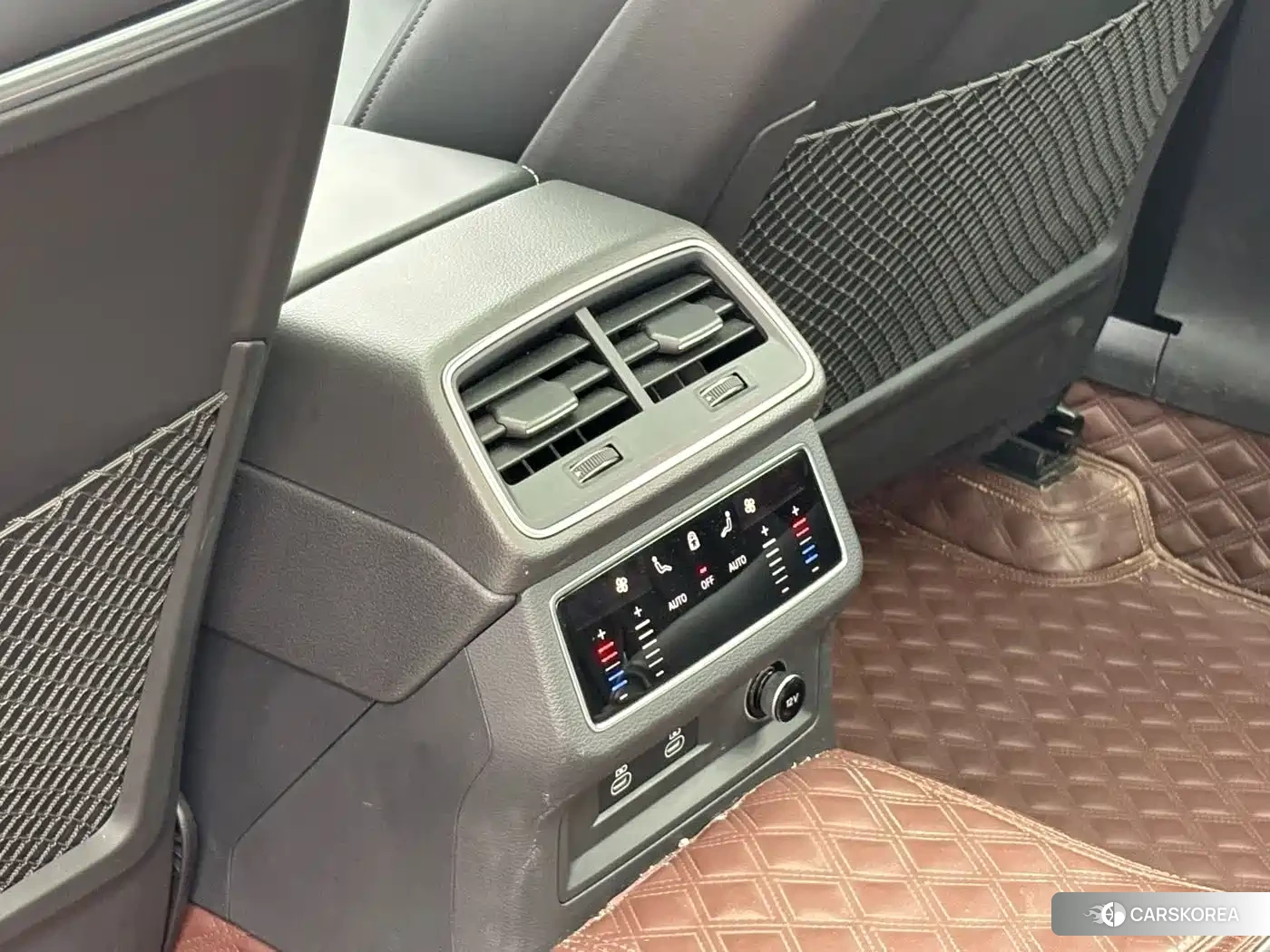 Audi A6L id 4565246 из Китая 22