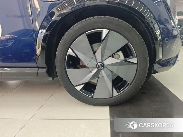 Nissan ARIYA id 4290616 из Китая 19