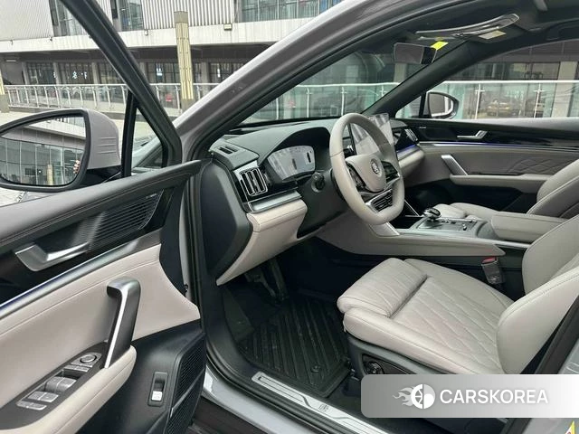 BYD Tang DM id 4215636 из Китая 27