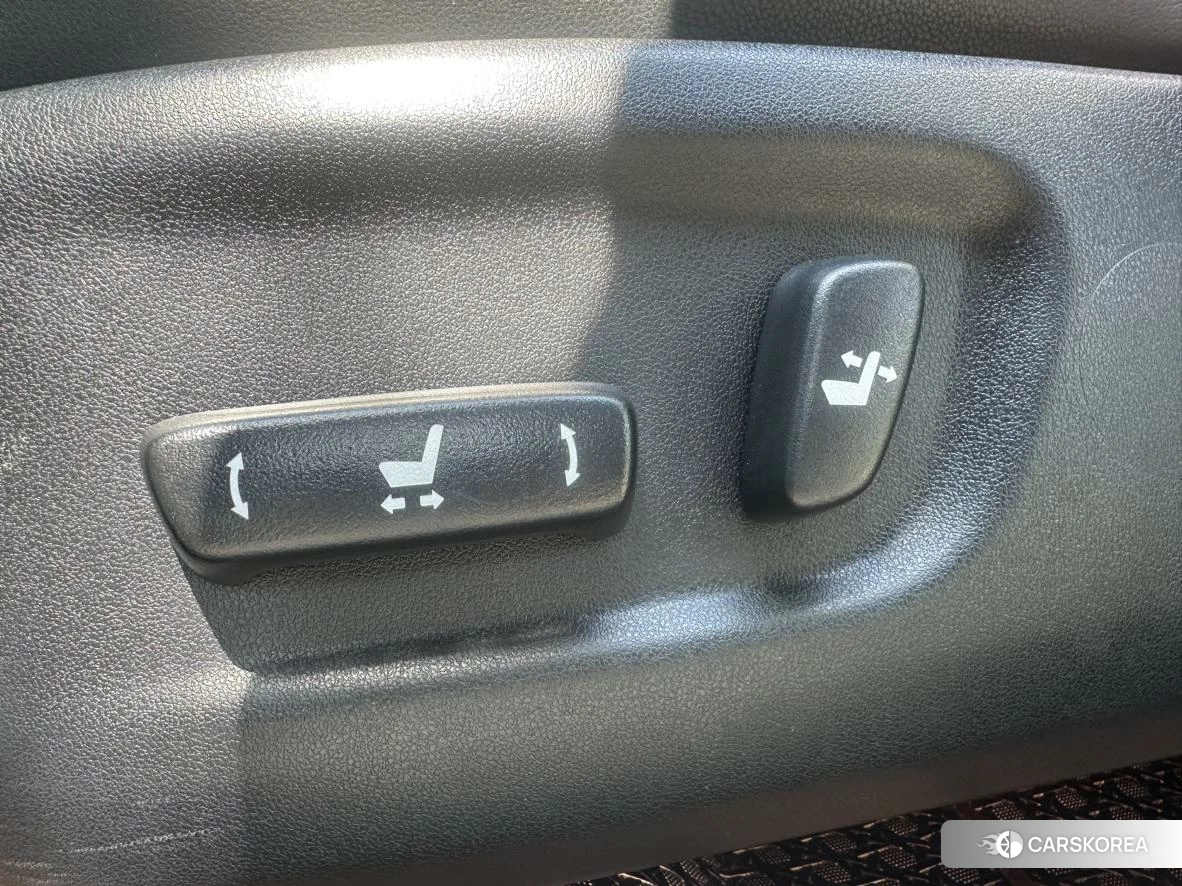 Lexus NX id 4493230 из Китая 13