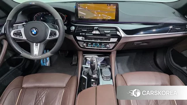 BMW 5 Series (G30) id 3712180 из Кореи 17