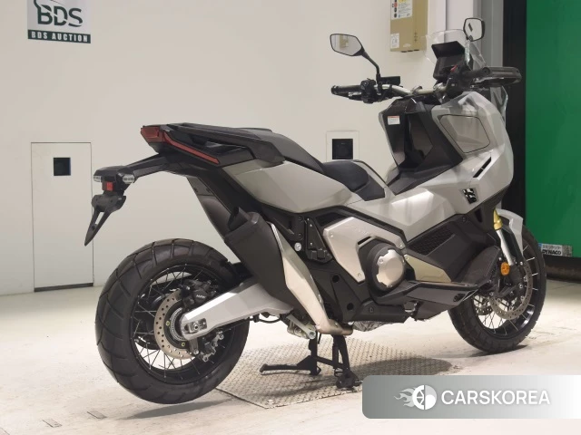 Проданный Honda X-ADV 750 2026 из Японии, фото 2