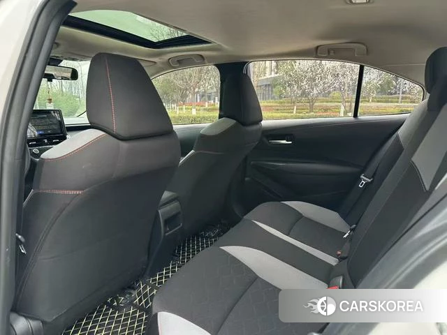 Toyota Corolla id 4235846 из Китая 7