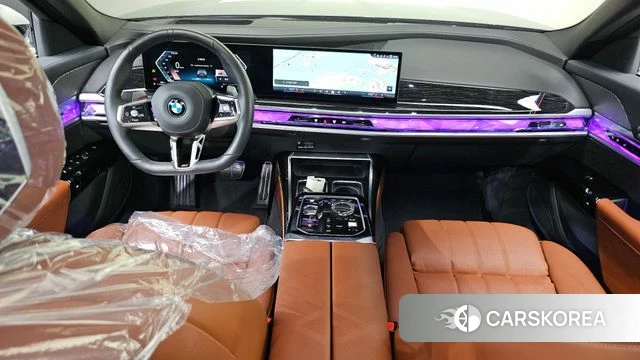 BMW 7 Series (G70) id 4539906 из Кореи 33