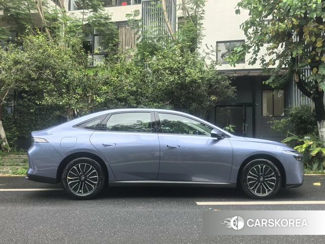 Nissan N6 id 4335194 из Китая 24