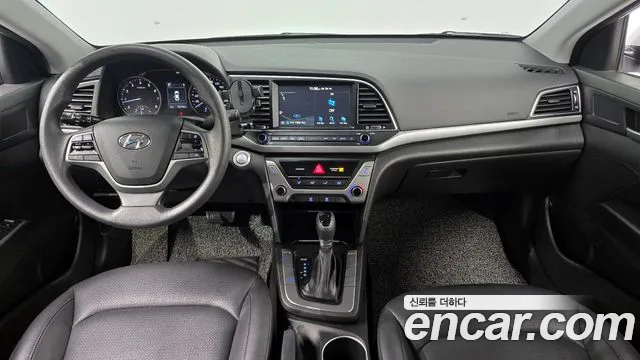 Hyundai Avante AD id 2583313 из Кореи 17