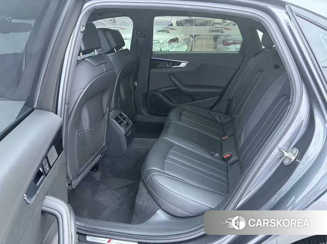 Audi A4L id 4333865 из Китая 27