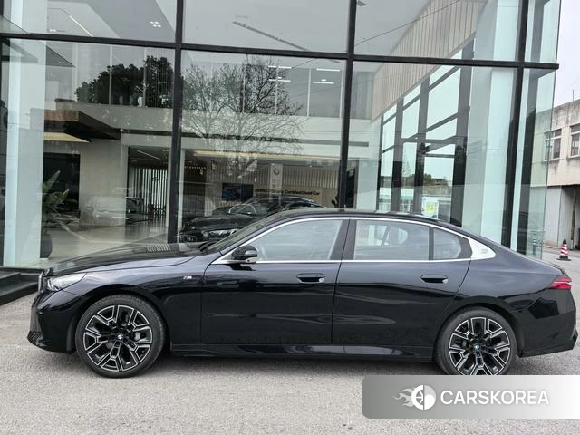 BMW 5 series id 4240566 из Китая 7
