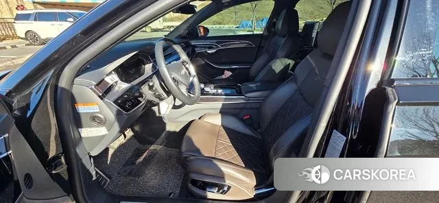 Audi S8 (D5) id 3717323 из Кореи 17