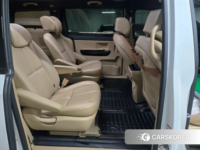 Kia The New Carnival id 4882633 из Кореи 17