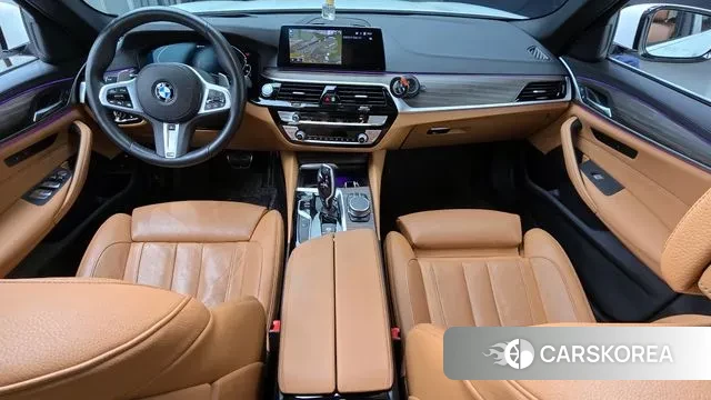 BMW 5 Series (G30) id 3601681 из Кореи 17