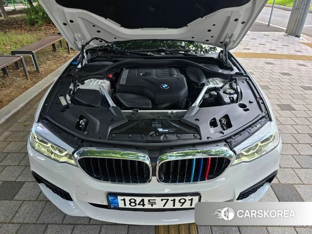 BMW 5 Series (G30) id 4446563 из Кореи 17