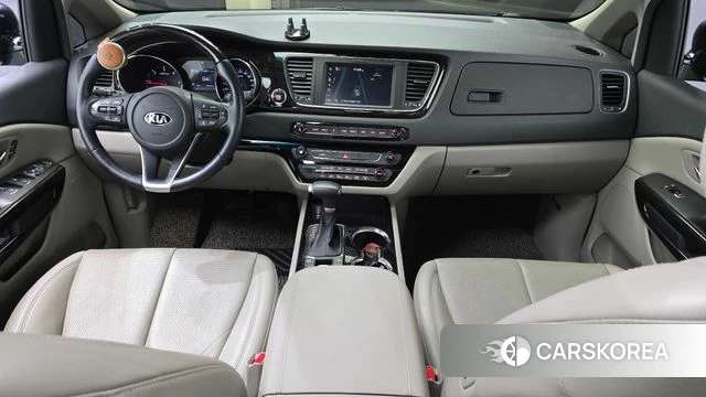 Kia The New Carnival id 4490453 из Кореи 17