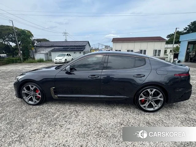 Kia Stinger id 3666622 из Кореи 17