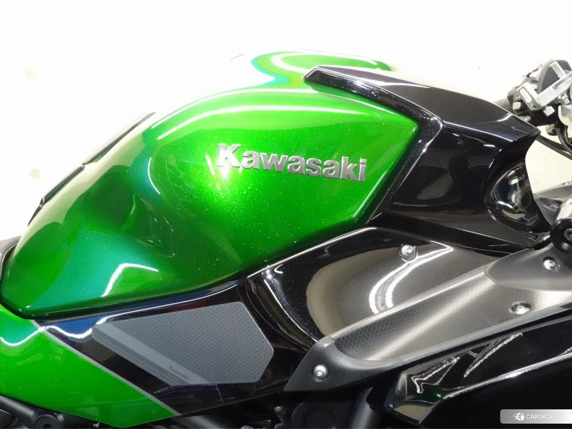 Kawasaki NINJA H2 SX SE id 3947843 из Японии 28