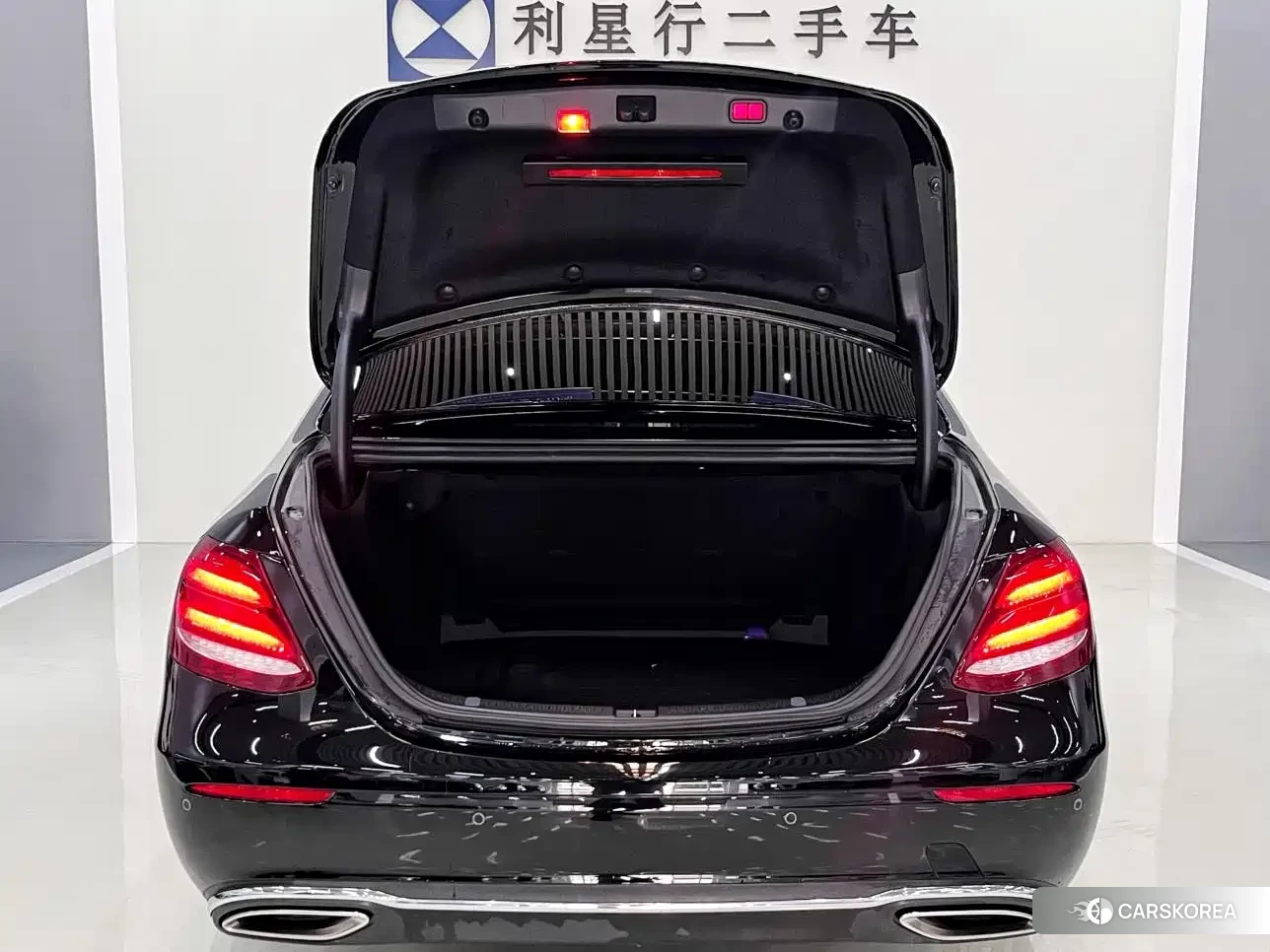 Mercedes-Benz E-Class id 4599787 из Китая 10