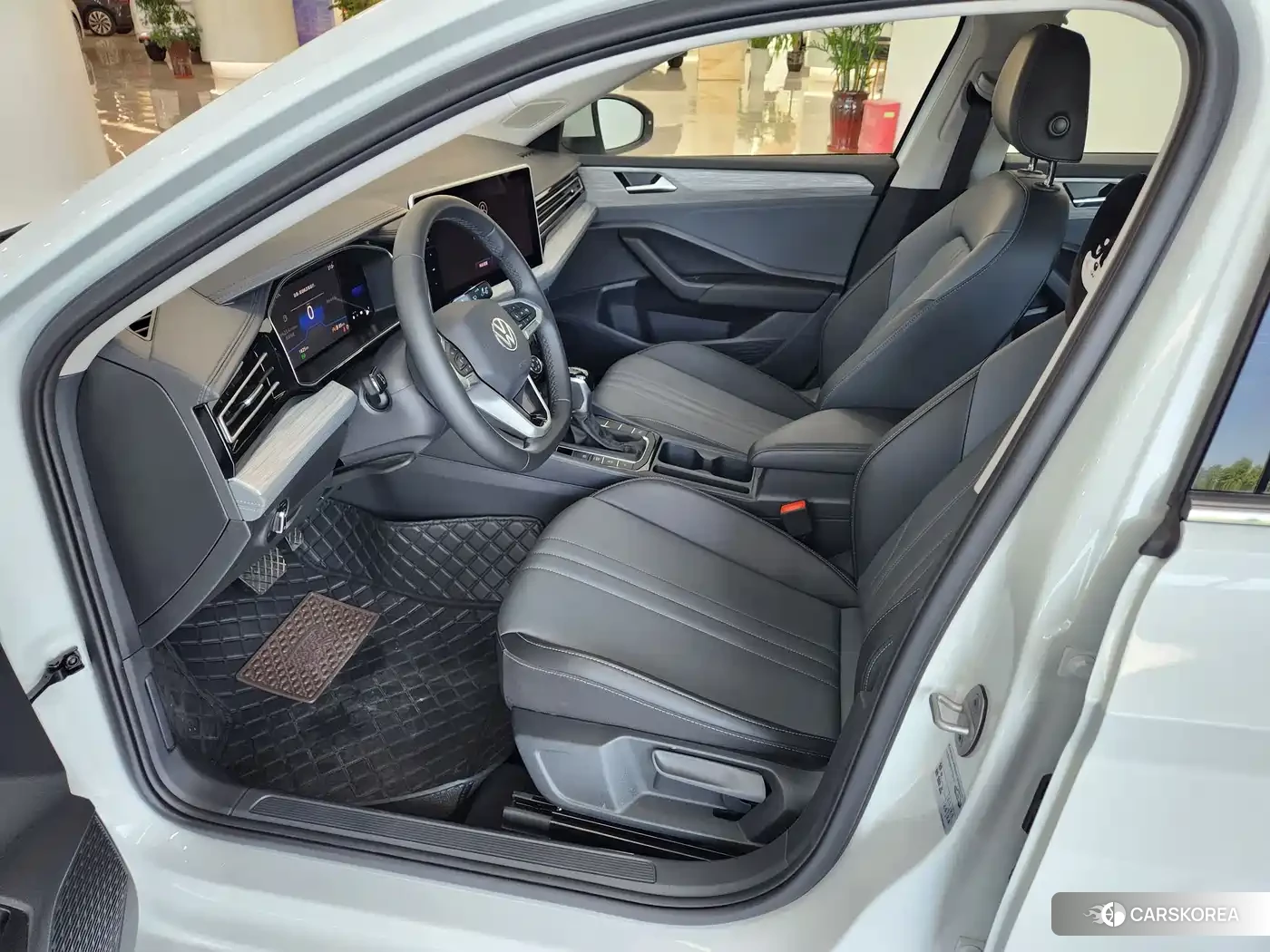 Volkswagen Sagitar id 4559720 из Китая 9