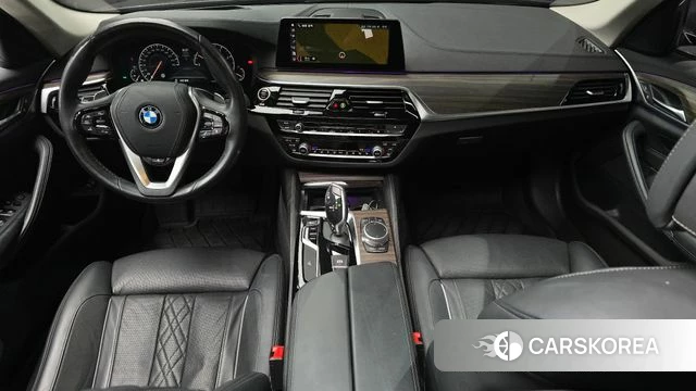 BMW 5 Series (G30) id 4856126 из Кореи 29