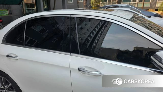 Mercedes-Benz E-Class W213 id 3824935 из Кореи 17