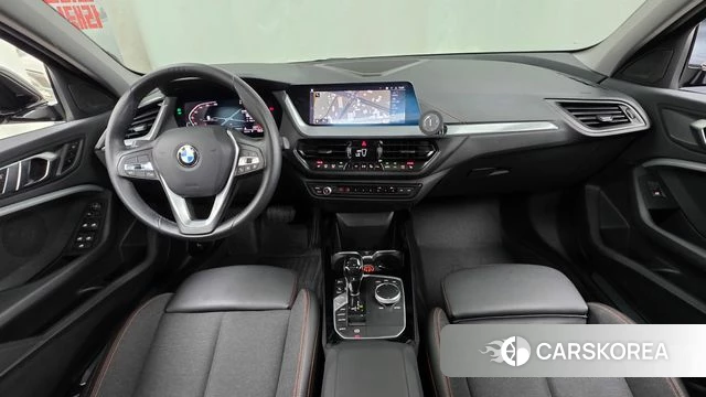 BMW 1 Series (F40) id 4632455 из Кореи 27