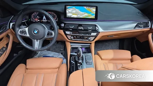 BMW 5 Series (G30) id 3649531 из Кореи 17